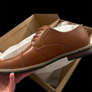 Decarsdz Men's Brown Faux Leather Oxford Dress Shoes Lace-Up Round Toe. NIB 9